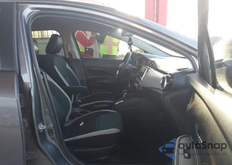 2020 Nissan Versa Sv Xtronic Cvt z USA, uszkodzony, nr VIN 3N1CN8EV1LL854992